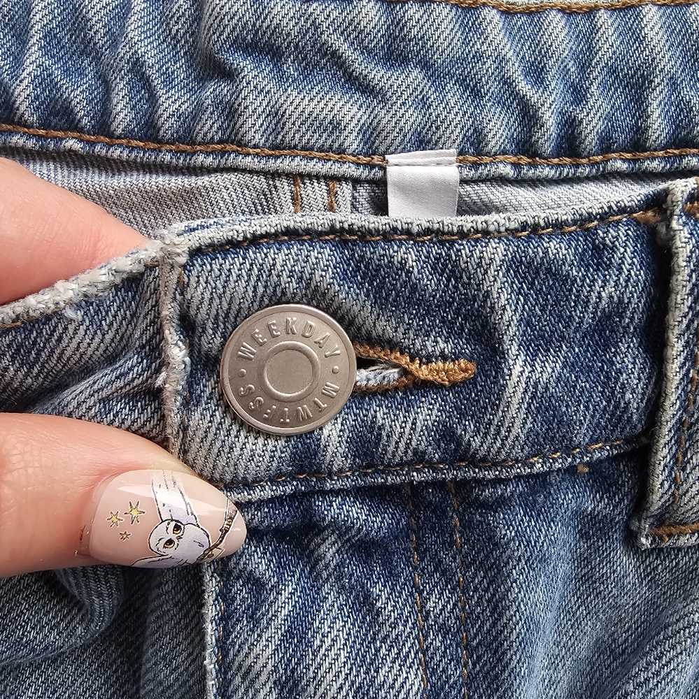 Weekday Seattle High Rise Jeans - Picture 3 of 5